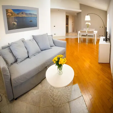 Casa Di Gio - Comfy Attic