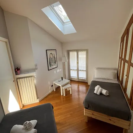 Apartment Casa Di Gio - Comfy Attic Malgrate